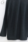SWAYING 24 Autumn and Winter Seamless V-neck Pullover SW-SW24AW1T31-SH Black